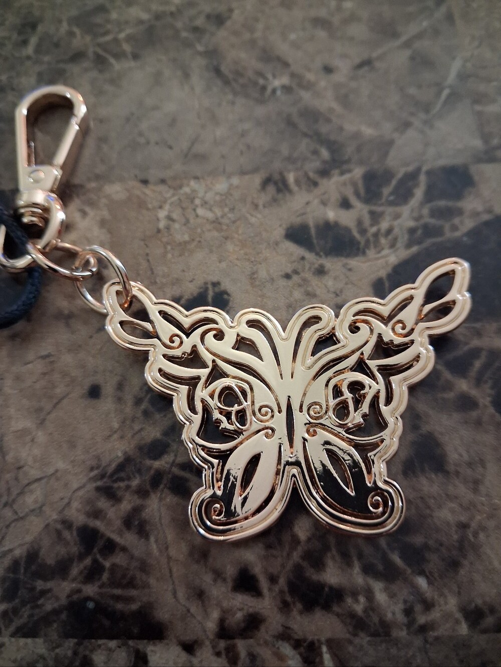 Jessica Simpson Gold Filigree Butterfly Key & Purse Charm
